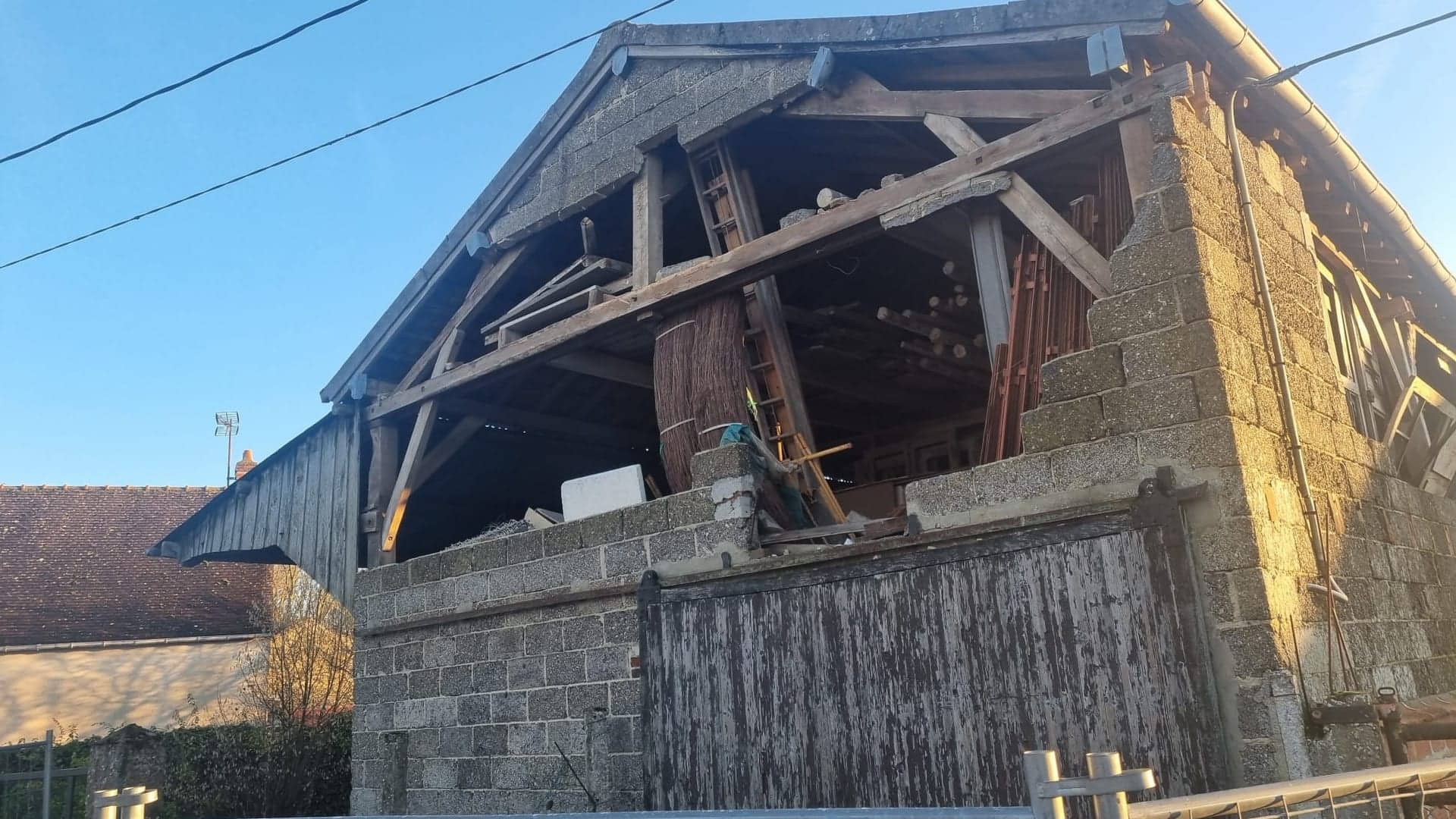Charpente et combles en Seine-et-Marne · Artisan Estevez