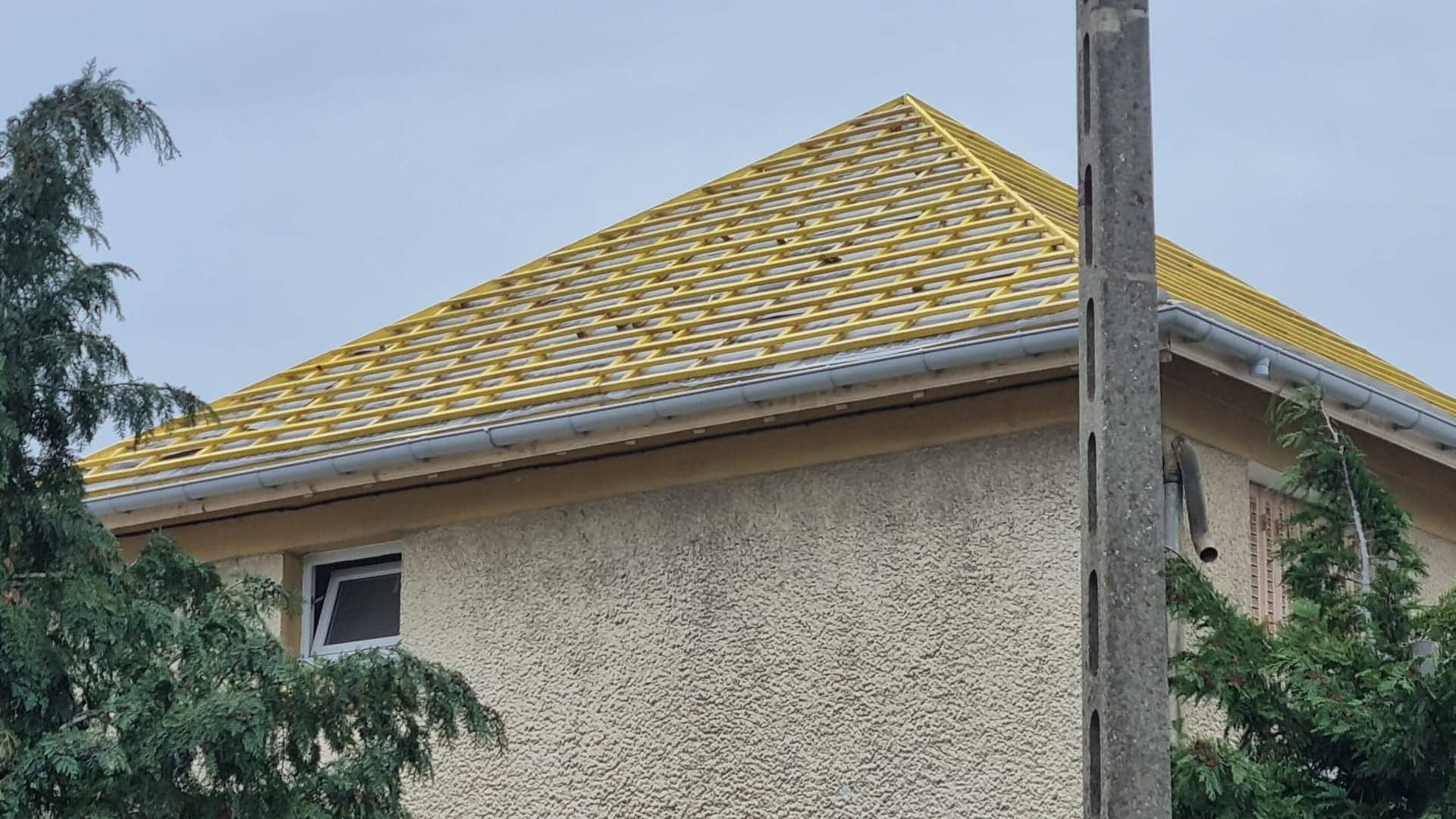 Couverture en tuile plate en Seine-et-Marne · Artisan Estevez